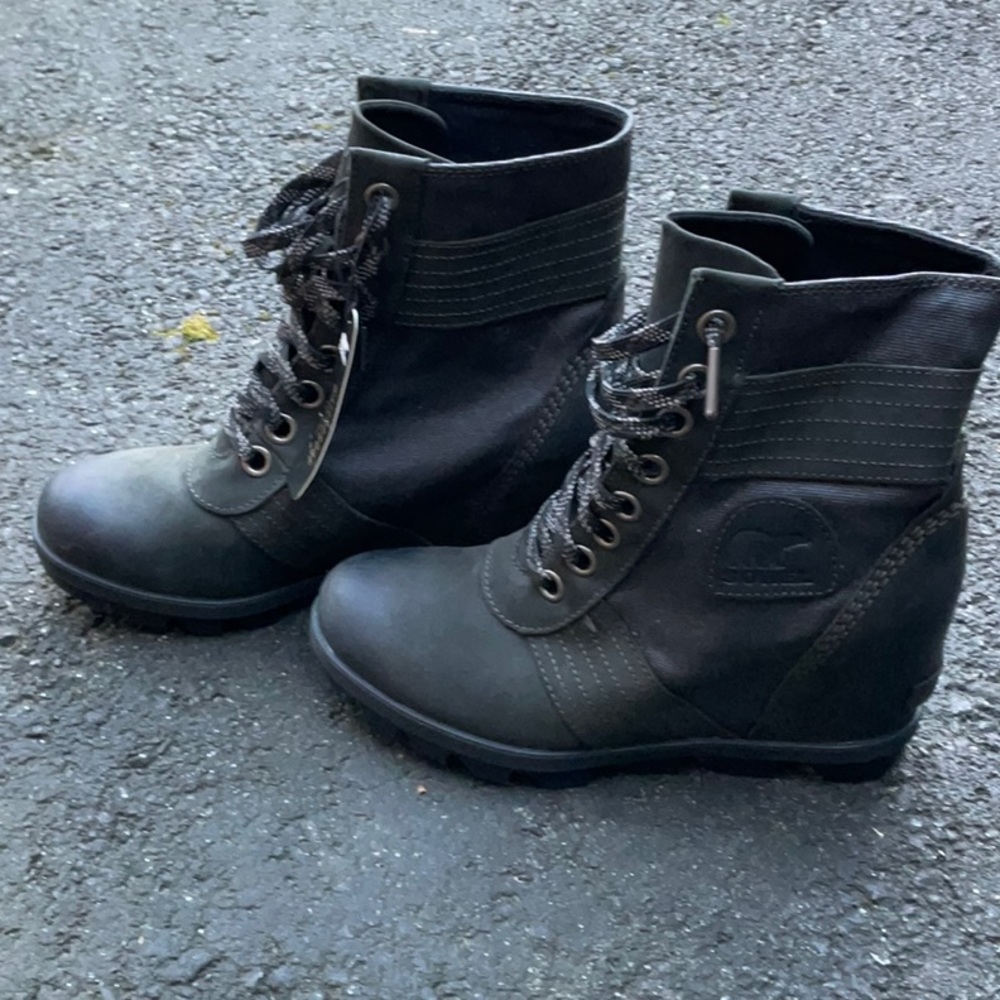SOREL JOAN OF ARCTIC WATERPROOF WEDGE